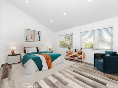 7  Chattanooga  , Irvine, CA