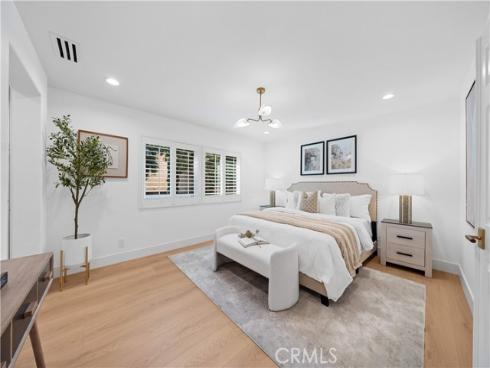 33  Winterfield   Road, Irvine, CA