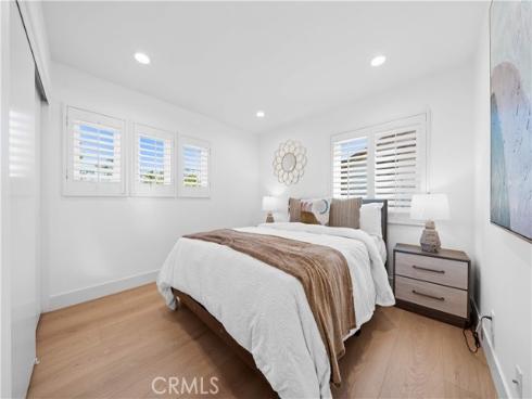 33  Winterfield   Road, Irvine, CA