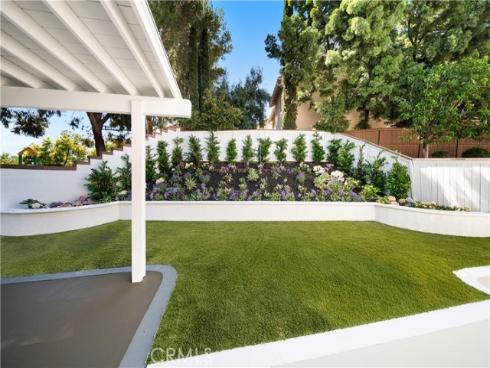 33  Winterfield   Road, Irvine, CA