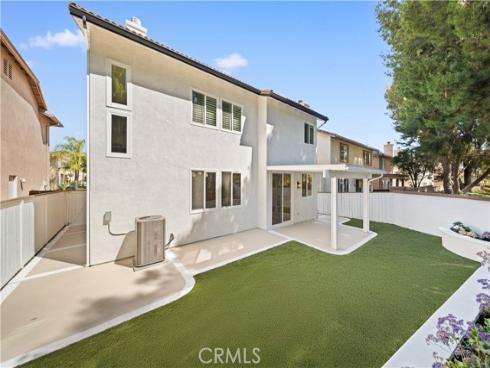 33  Winterfield   Road, Irvine, CA