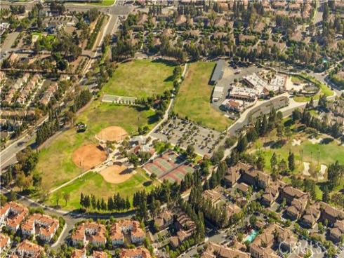 33  Winterfield   Road, Irvine, CA