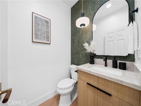 33  Winterfield   Road, Irvine, CA