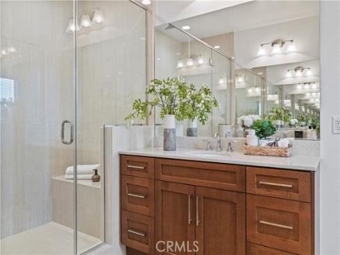 164  Newall  , Irvine, CA