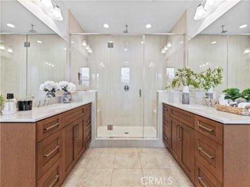 164  Newall  , Irvine, CA