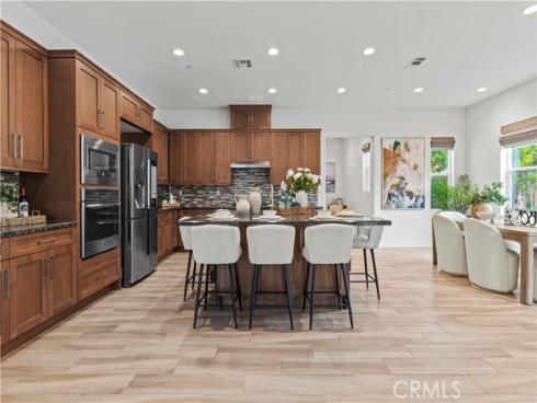 164  Newall  , Irvine, CA