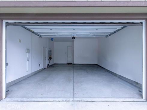 164  Newall  , Irvine, CA