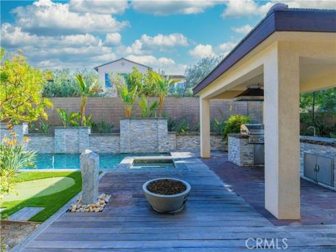 164  Newall  , Irvine, CA