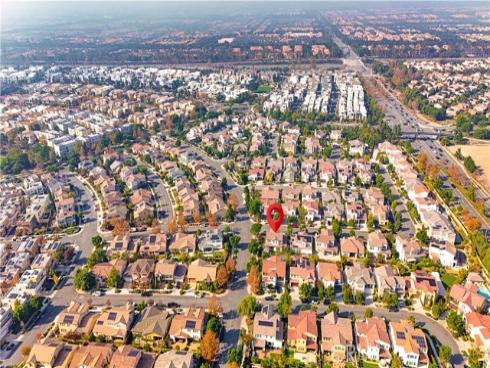 164  Newall  , Irvine, CA