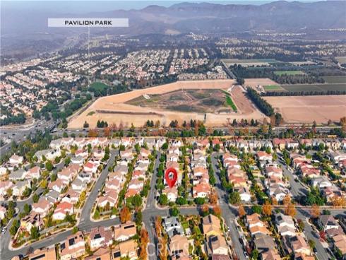 164  Newall  , Irvine, CA