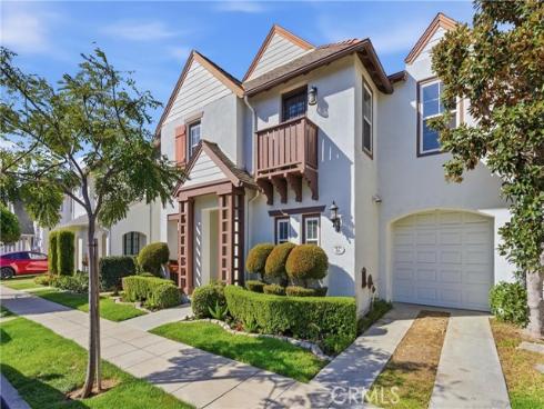 55  Essex  , Irvine, CA