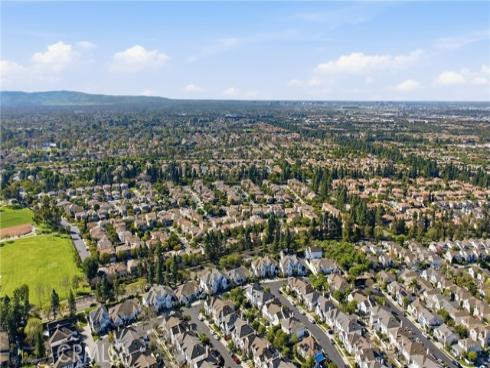 55  Essex  , Irvine, CA