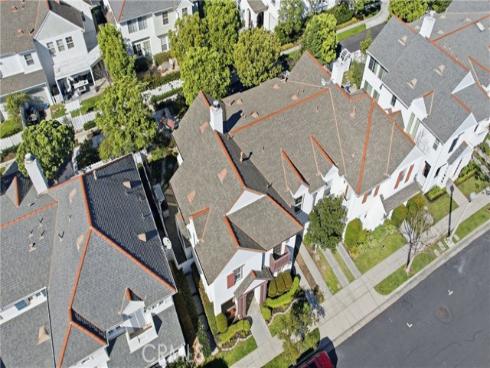 55  Essex  , Irvine, CA