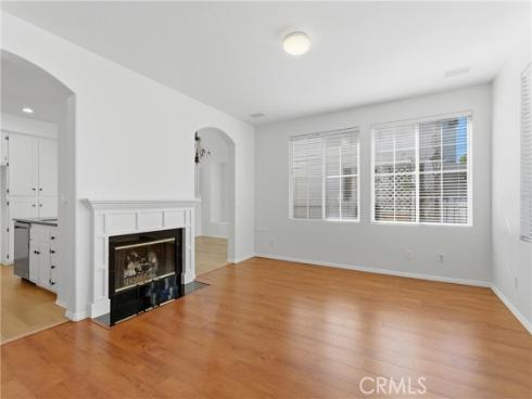 55  Essex  , Irvine, CA