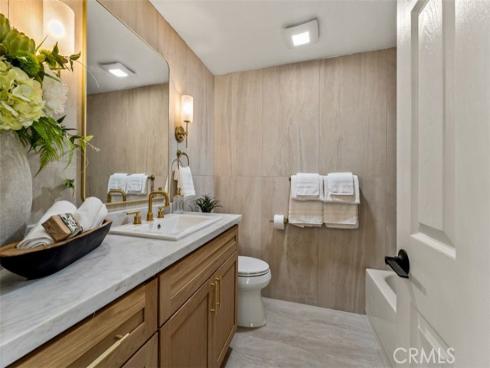 12  Woodleaf  , Irvine, CA