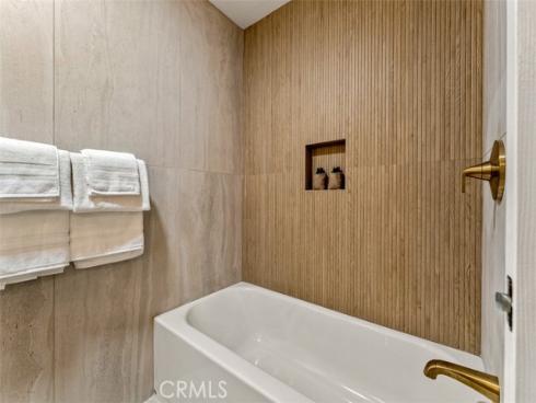 12  Woodleaf  , Irvine, CA