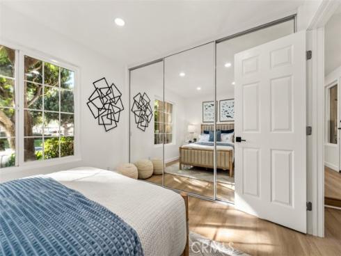 12  Woodleaf  , Irvine, CA