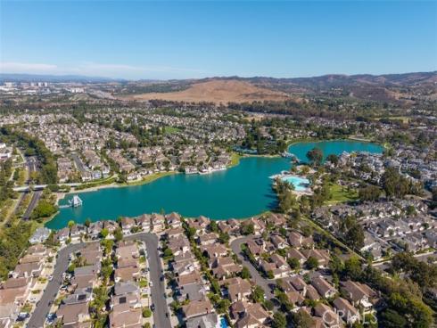 12  Woodleaf  , Irvine, CA