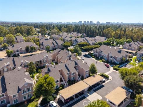 12  Woodleaf  , Irvine, CA