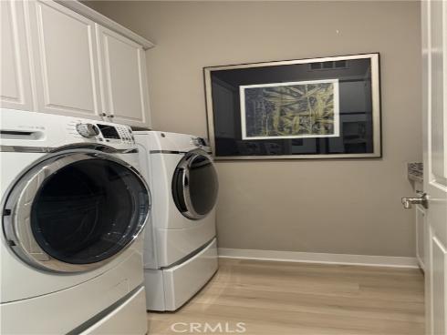 137  Smallwheel  , Irvine, CA