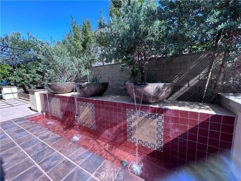 137  Smallwheel  , Irvine, CA