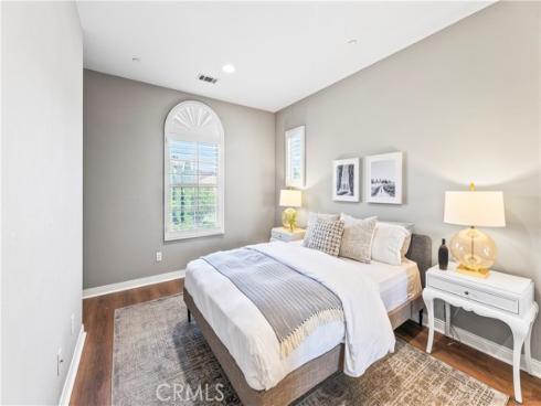 54  Valley Terrace  , Irvine, CA