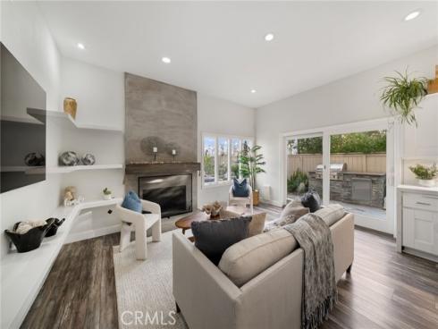 26  Windflower  , Irvine, CA