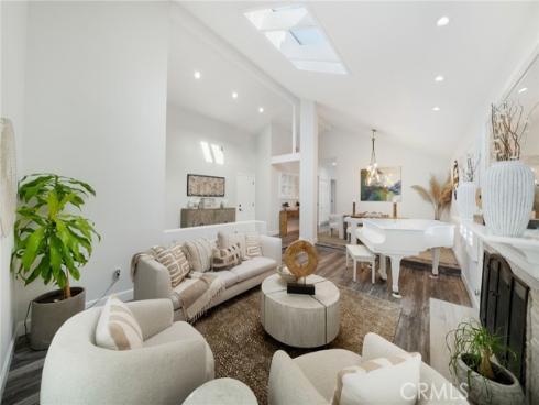 26  Windflower  , Irvine, CA