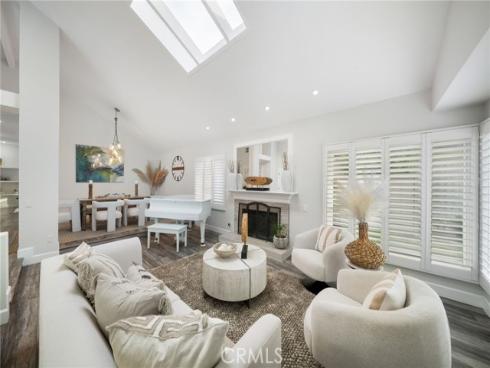 26  Windflower  , Irvine, CA