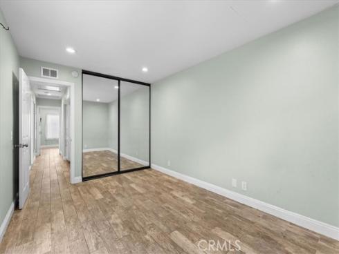 6  Banyan Tree  , Irvine, CA