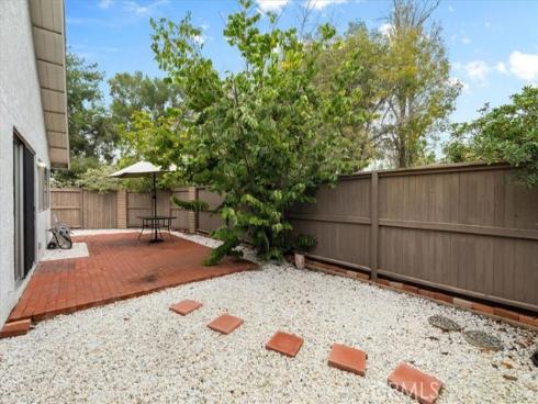 6  Banyan Tree  , Irvine, CA