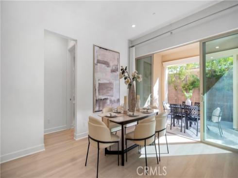 138  Jayhawk  , Irvine, CA