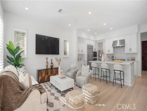 138  Jayhawk  , Irvine, CA