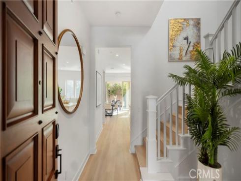 138  Jayhawk  , Irvine, CA