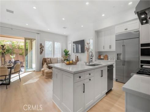 138  Jayhawk  , Irvine, CA