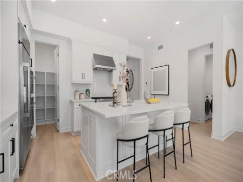 138  Jayhawk  , Irvine, CA