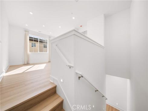 297  Shoveler  , Irvine, CA