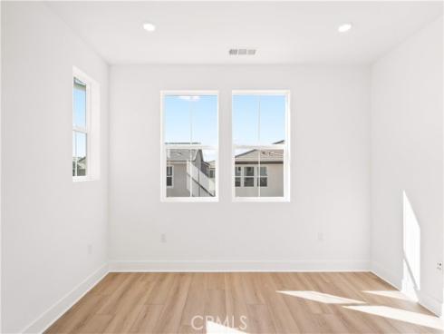 297  Shoveler  , Irvine, CA