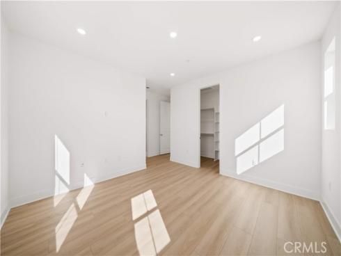 297  Shoveler  , Irvine, CA