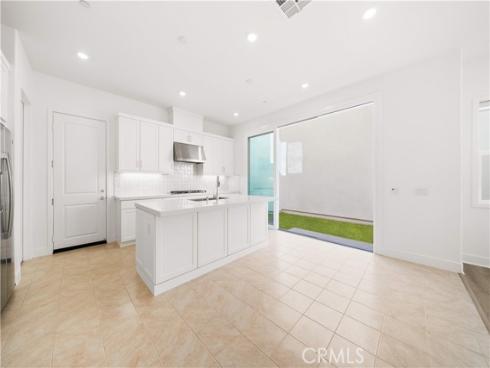 297  Shoveler  , Irvine, CA