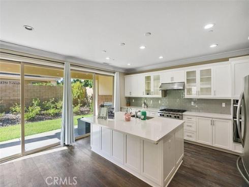 217  Compass  , Irvine, CA