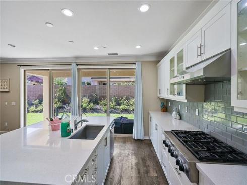 217  Compass  , Irvine, CA