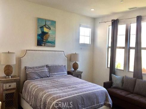 217  Compass  , Irvine, CA