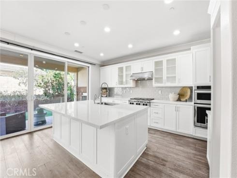 217  Compass  , Irvine, CA