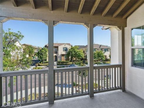 217  Compass  , Irvine, CA