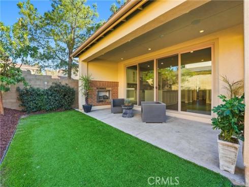 217  Compass  , Irvine, CA
