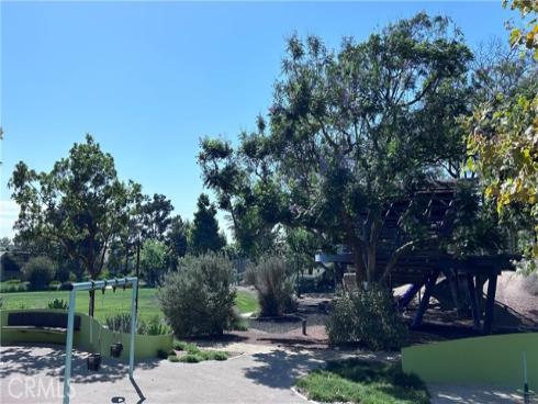 217  Compass  , Irvine, CA