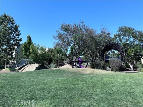 217  Compass  , Irvine, CA