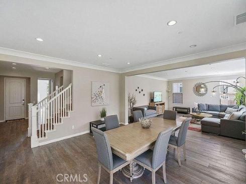 217  Compass  , Irvine, CA