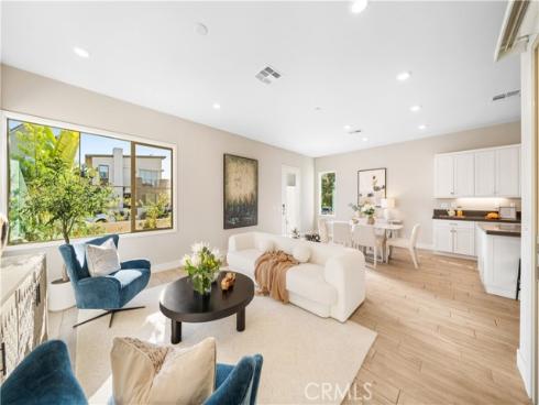 151  Scale  , Irvine, CA